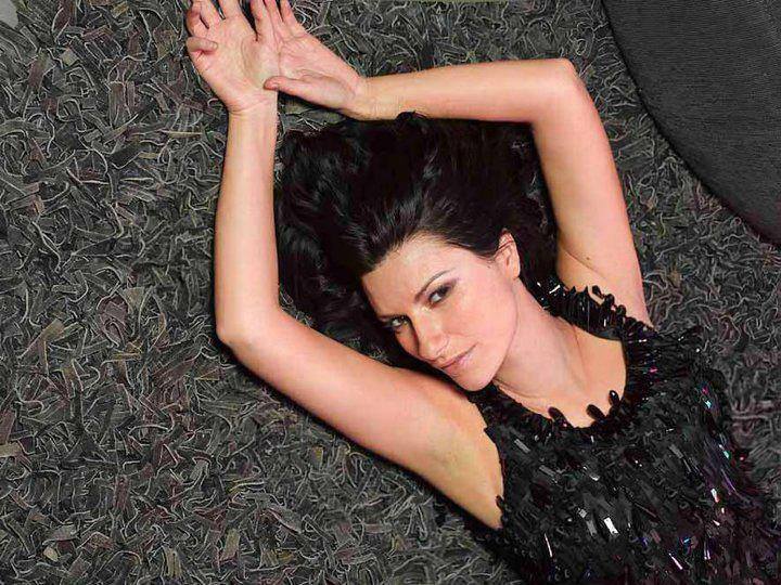 Laura Pausini Fake