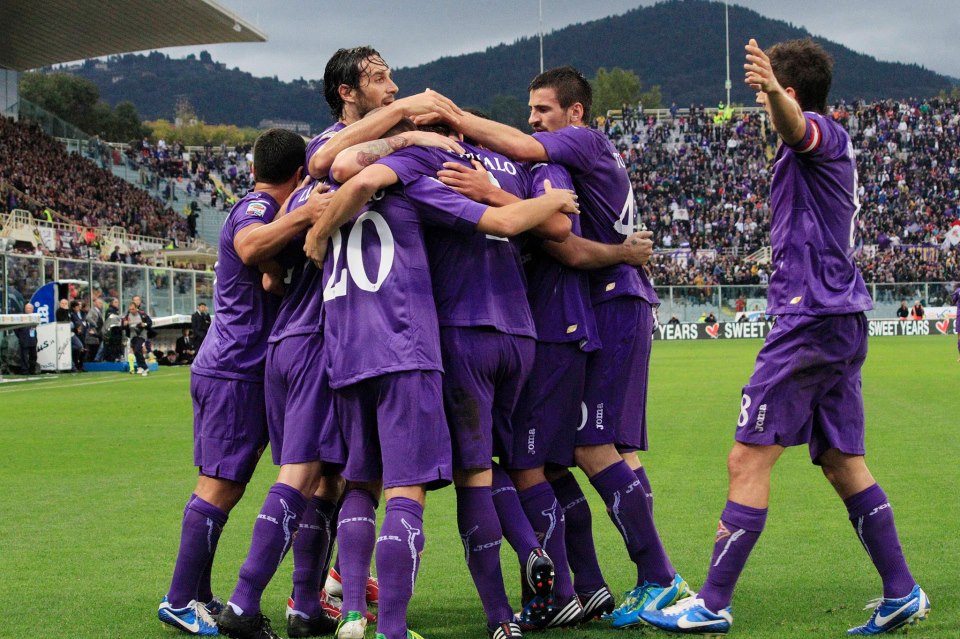 Fiorentina AC rosa completa Serie A 2014/2015 - UrbanPost