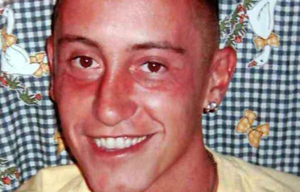 Caso Stefano Cucchi Un Agente Assolto Nessun Pugno I Segni Negli 