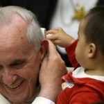 Papa Francesco compie 78 anni festa con tango e bambini