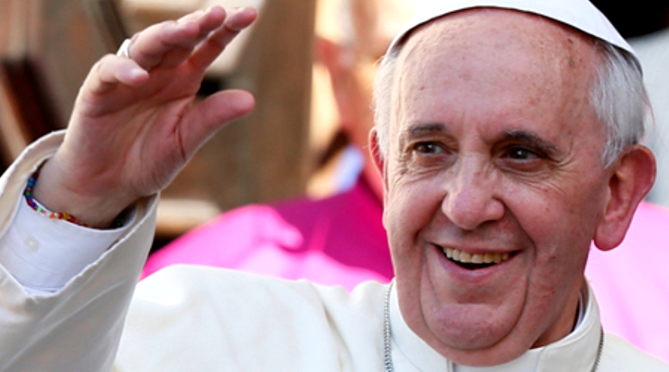 Papa Francesco a Napoli: l'accoglienza corale dei fedeli di Scampia