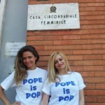 pope is pop flash mob carcere