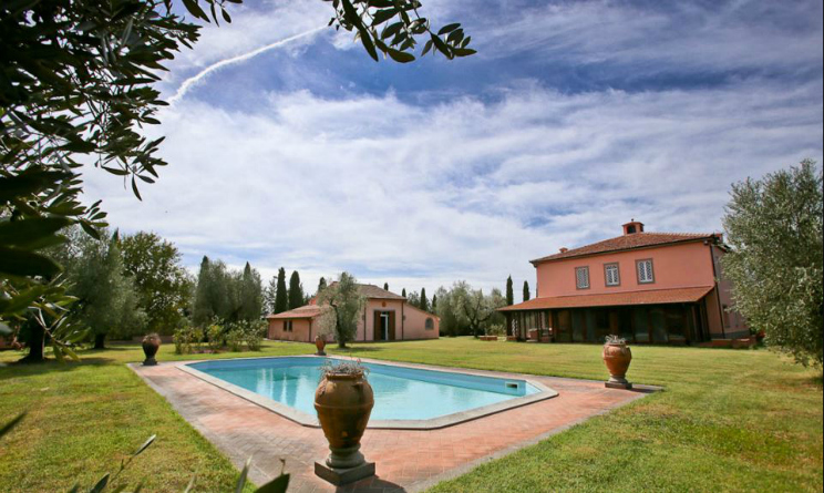 Pino Daniele, in vendita la villa in Maremma