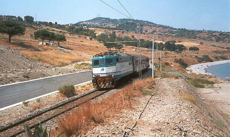Calabria linea ferroviaria Jonica