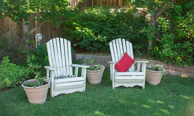 Riciclo creativo, 8 idee per riutilizzare il pallet nellarredamento ... Arredo giardino pallet