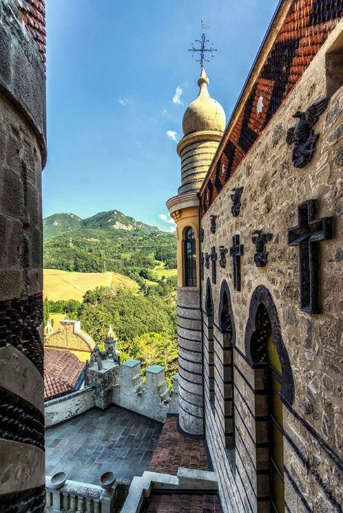 Foto della Rocchetta Mattei Grizzana Morandi