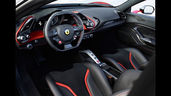 Ferrari J50 prezzo caratteristiche