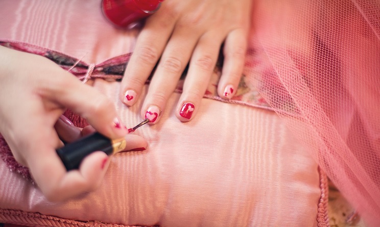 unghie gel, unghie gel 2017, unghie gel 2017 immagini, unghie 2017 moda, unghie 2017 tendenze, unghie 2017 forme, unghie 2017 colori, nail art 2017 primavera estate,