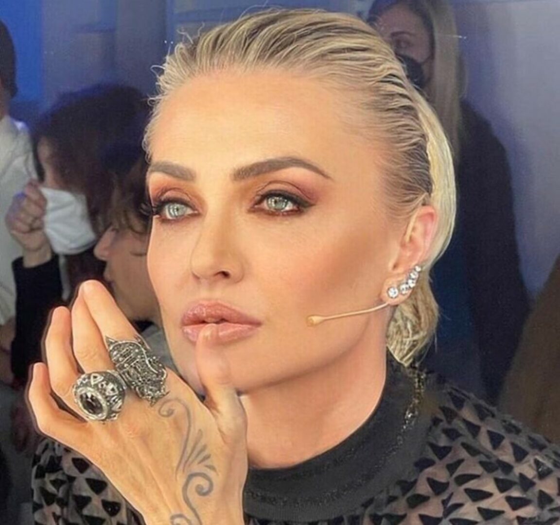 Paola Barale età altezza peso vita privata e fidanzato