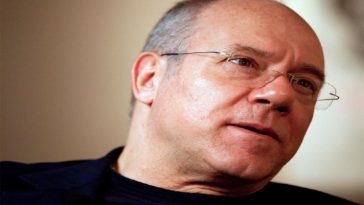 Carlo Verdone e gli attacchi di panico, cosi combatte l ansia