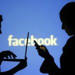 Facebook, scrive post durante orario di lavoro, licenziato