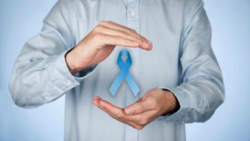 Cancro alla prostata, 12 sintomi da non sottovalutare