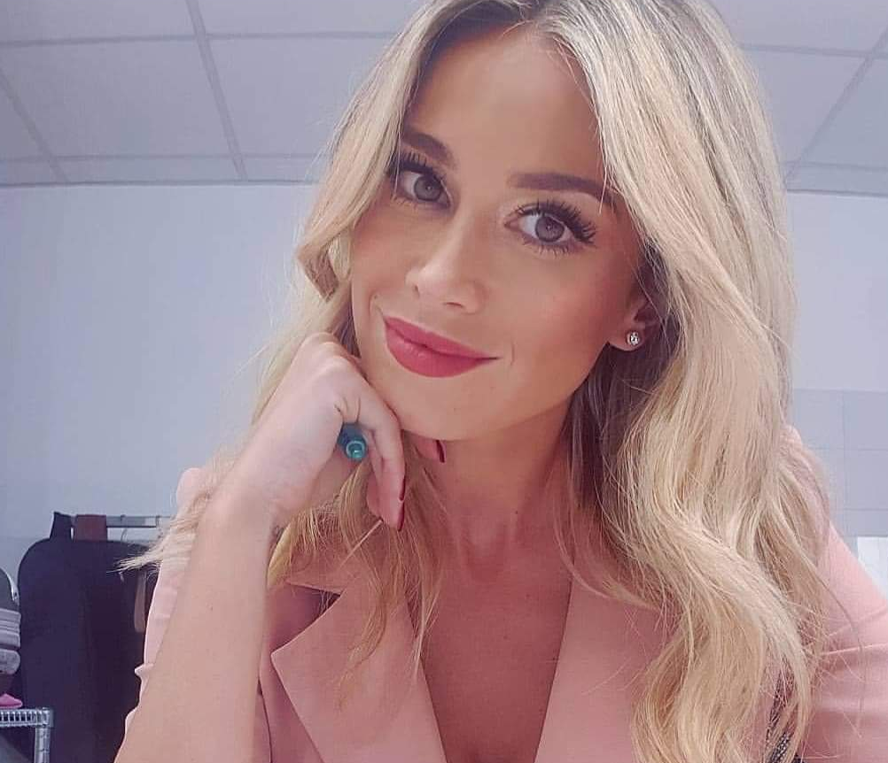 Diletta Leotta Instagram la foto sexy mentre studia UrbanPost