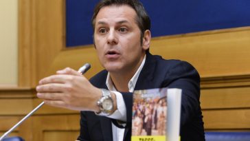 armando siri