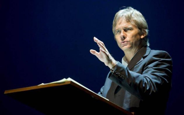 Amici Celebrities, lite censurata tra Emanuele Filiberto e Giulio Scarpati: ‘Usa il cervello’. Cosa non avete visto