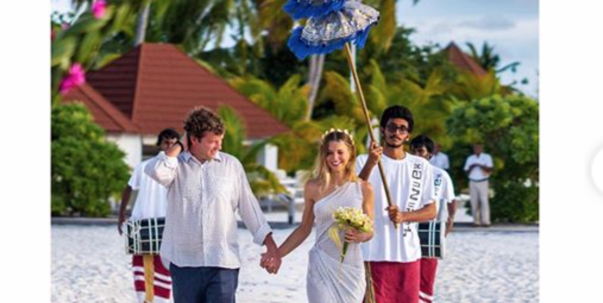 nicoletta romanoff matrimonio maldive