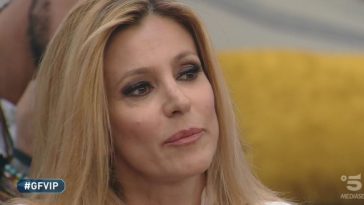 gf vip 2002 adriana volpe rai