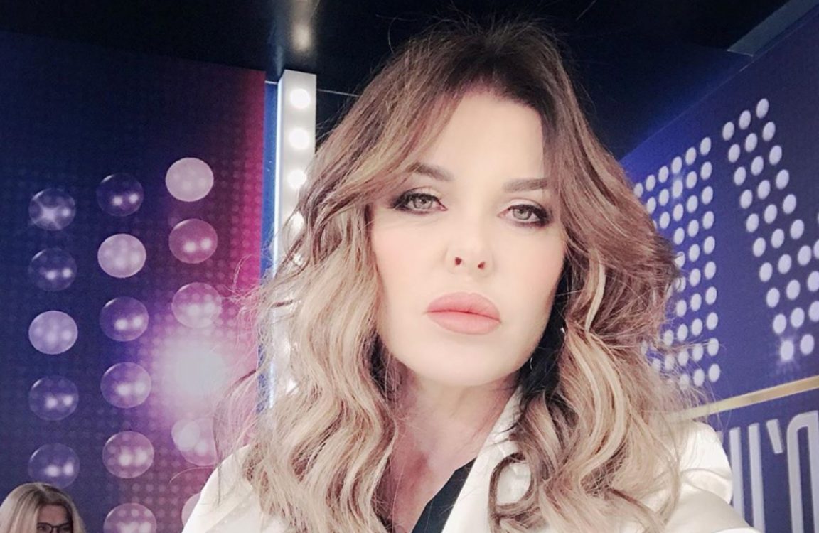 Alba Parietti Instagram, aspre critiche «Poi si lamenta che la