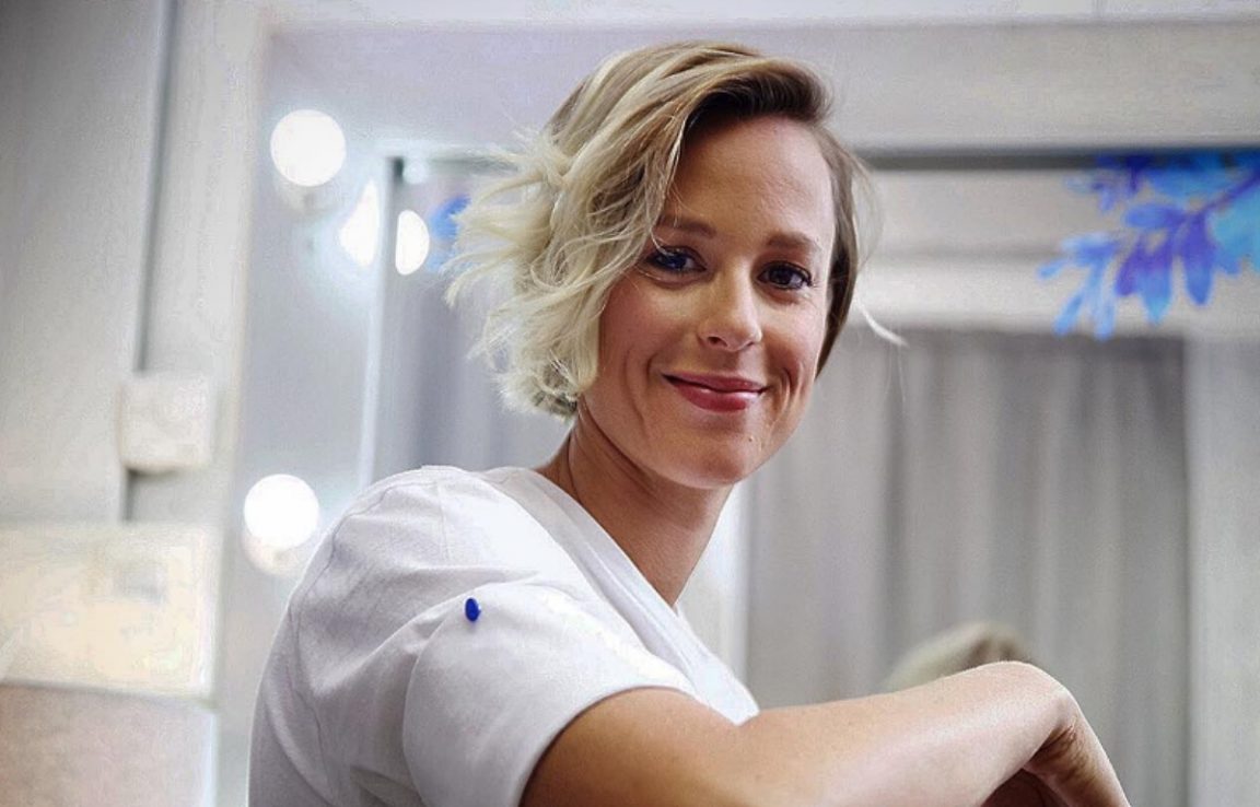 Federica Pellegrini Instagram atomica foto dall'alto in intimo, fisico