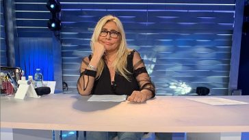 mara venier frattura