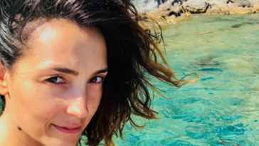 caterina-balivo-instagram-gambe-accappatoio
