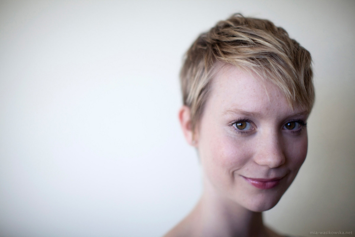 Mia Wasikowska