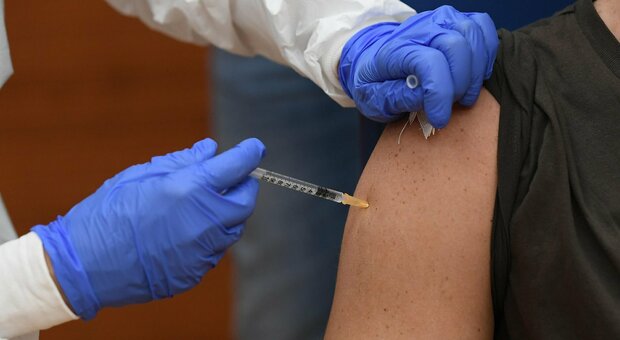 Vaccino Covid AstraZeneca 