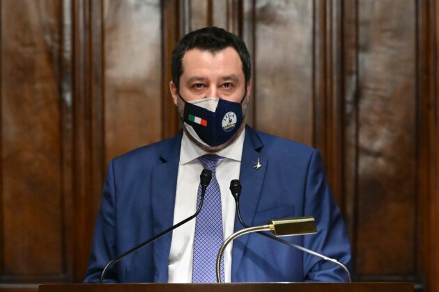 Salvini lascia il governo draghi 