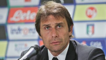 Antonio Conte lascia l'Inter