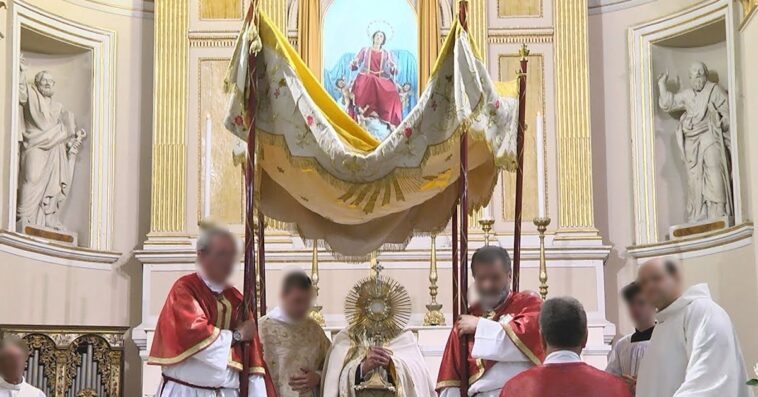 Quando Si Festeggia Il Corpus Domini Perchè si festeggia il "Corpus Domini": le curiosità su questa ricorrenza