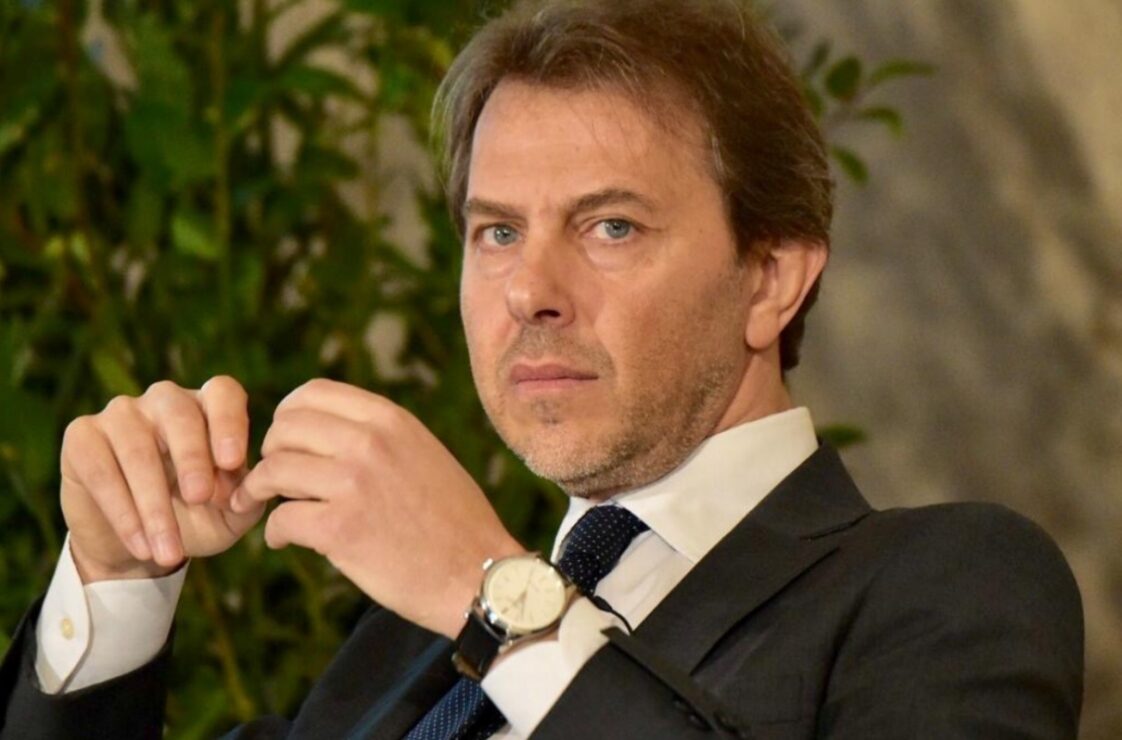 Francesco cv strepitoso, 30 anni al Tg 1 «Ecco i miei segreti»