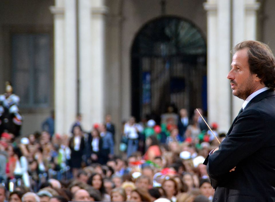 Leonardo De Amicis età carriera vita privata del direttore d'orchestra