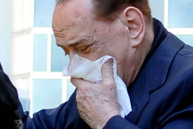 Berlusconi salute