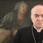 Monsignor Carlo Maria Viganò il Green pass e le teorie del complotto