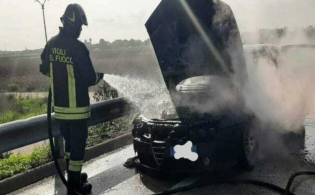 brindisi auto in fiamme 
