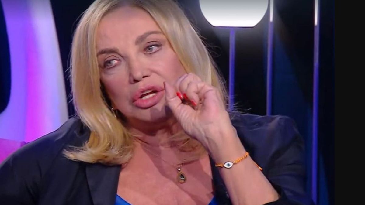 simona izzo insultata a teatro