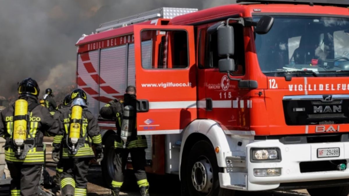 padova scontro furgone auto incendio