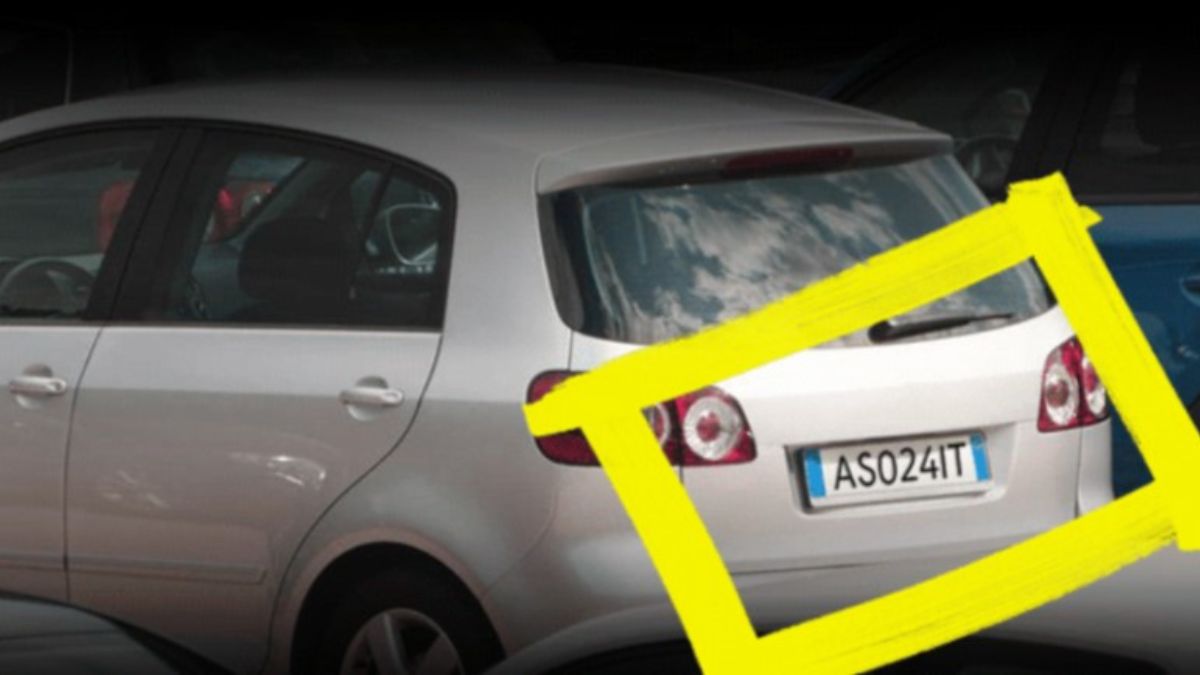 addio tradizionali targhe auto 