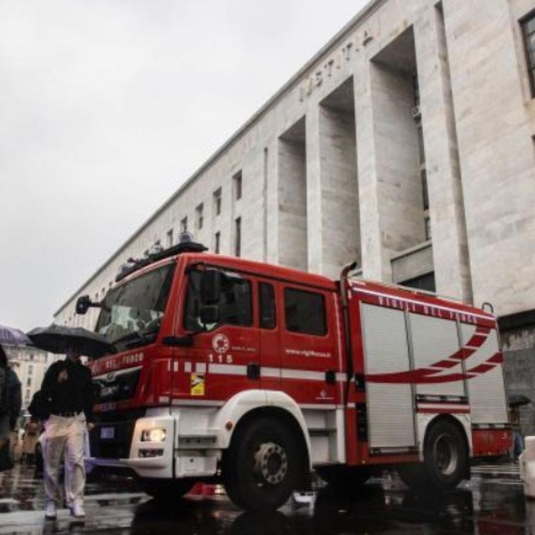 incendio evacuato tribunale milano