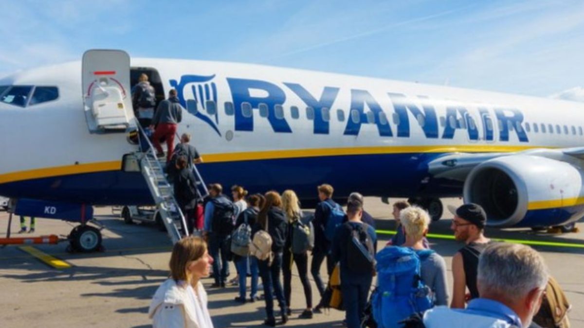 incidente aeroporto bergamo scoppia pneumatico