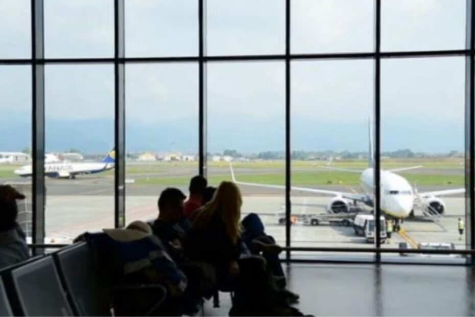 Incidente all'aeroporto di Bergamo: scoppia pneumatico, i disagi