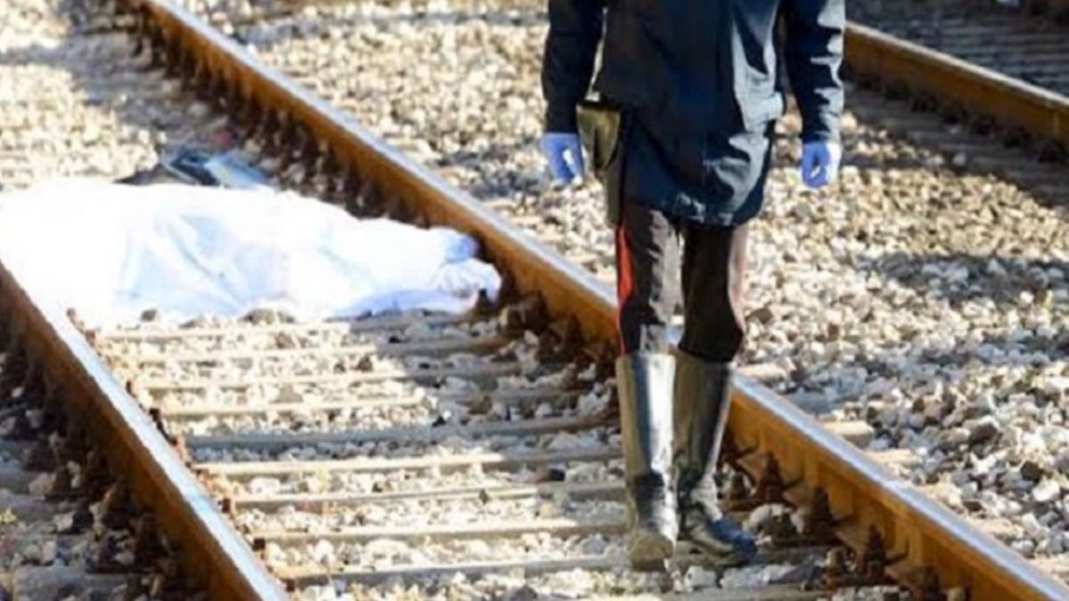 uomo travolto dal treno