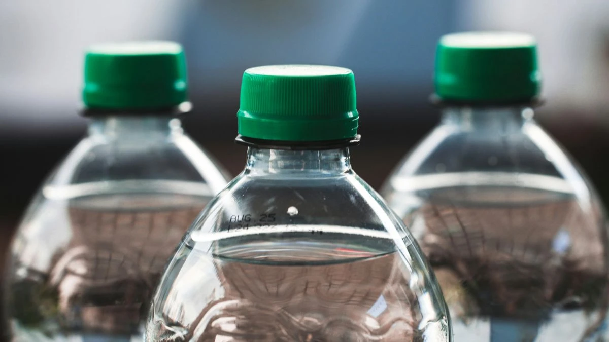 Ritiro massiccio di acqua minerale dai supermercati, nuove informazioni