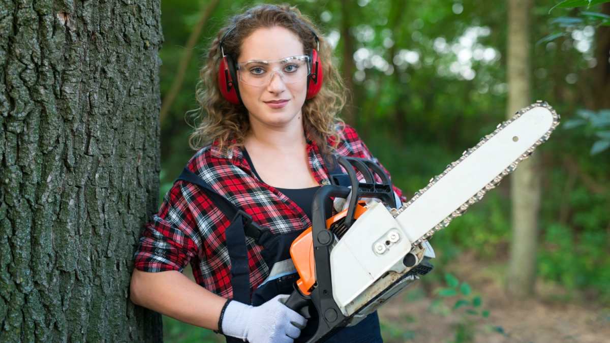 motoseghe indossare i giusti dpi per utilizzarle senza rischi da Urbanpost.it motoseghe indossare i giusti dpi per utilizzarle senza rischi