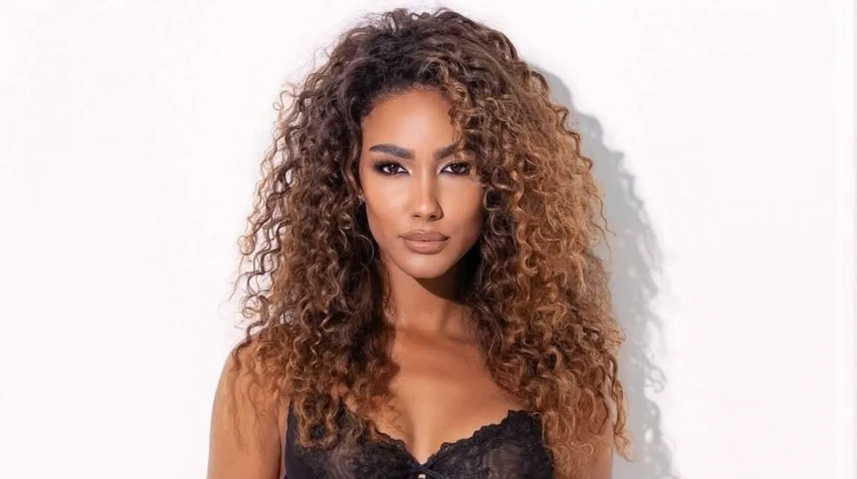 Samira Lui incredula in diretta: “Divento matta!” e lo studio resta senza parole