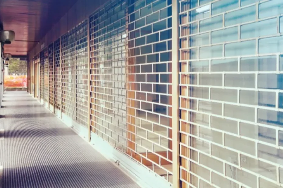 Italia, l’anno delle serrande abbassate: cosa ha chiuso nel 2025