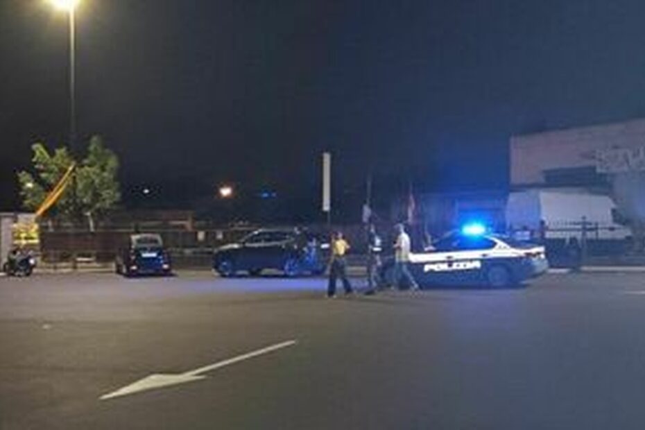 Spari all’esterno di un bar a Benevento, ferito un 27enne alla mano