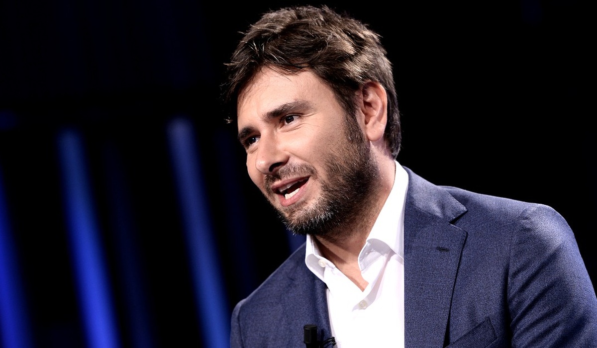 Alessandro Di Battista, gli ultimi contenuti pubblicati sui social prima del ricovero a Cuba