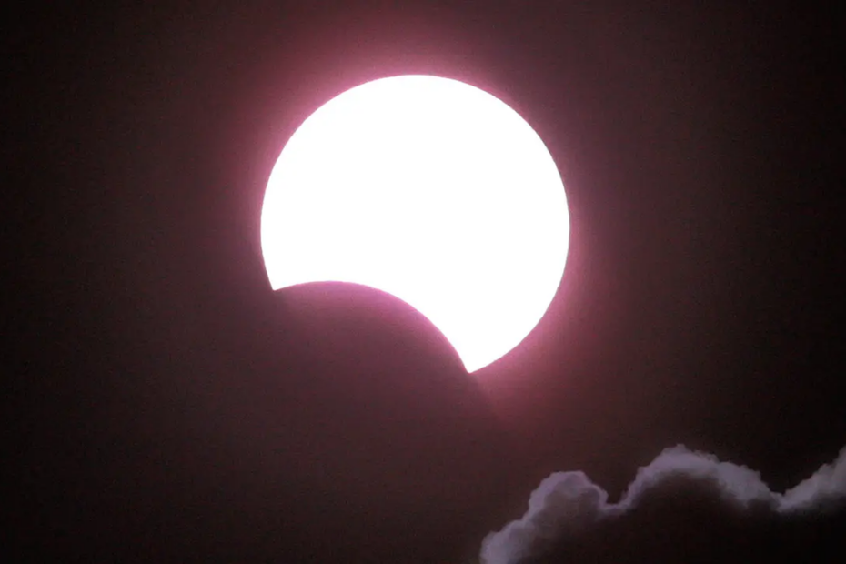 Eclissi solare del 12 agosto 2026, come e a che ora vederla dall’Italia
