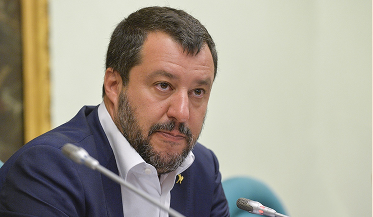 lega scontro interno su salvini castelli attacca i fedelissimi rispondono da Urbanpost.it lega scontro interno su salvini castelli attacca i fedelissimi rispondono
